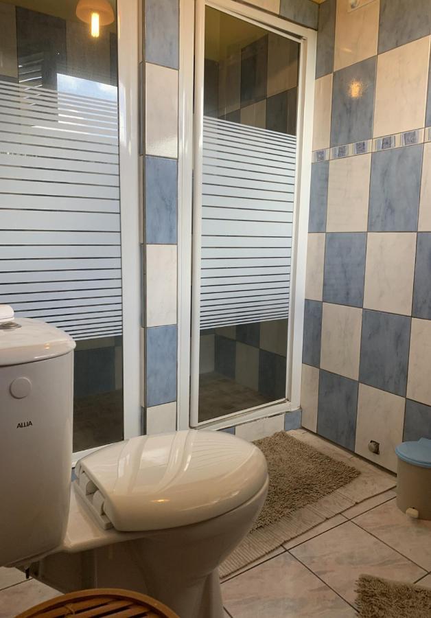 Hebergement Mouchas F4 - Dans Villa Les Polycias Sainte-Luce Exteriér fotografie